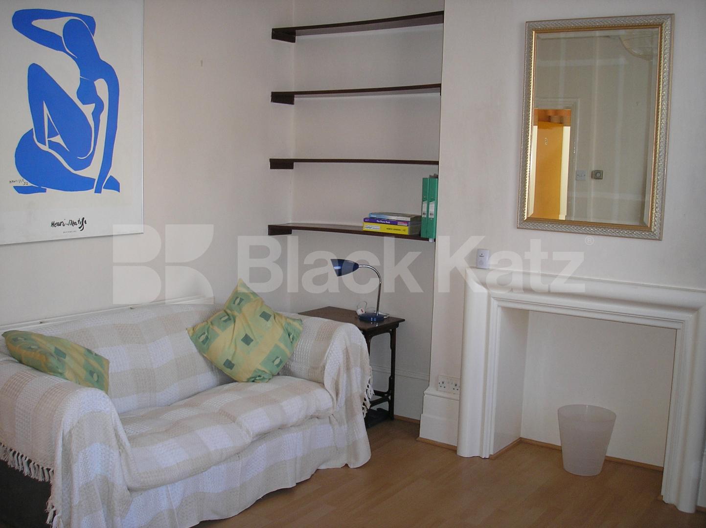 			reduced price, 1 Bedroom, 1 bath, 1 reception Flat			 Brecknock Road, TUFNELL PARK N7